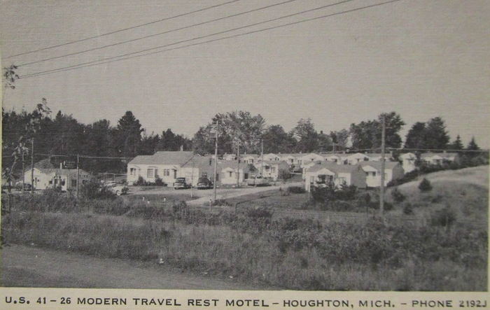 Travelrest Motel - Vintage Postcard (newer photo)